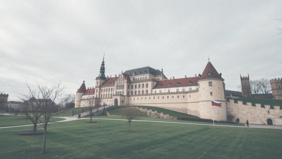 Ile jest monarchii na świecie? Przegląd systemów władzy