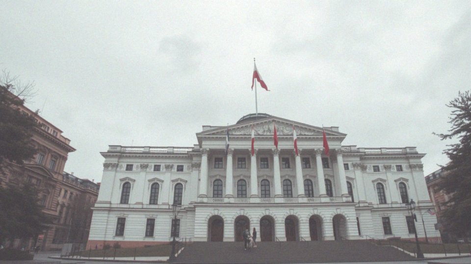 Liderzy partii politycznych w Polsce – ich rola i wpływ na politykę